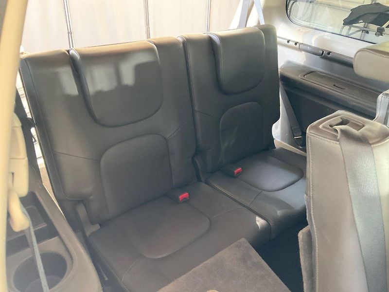 Nissan Pathfinder 2.5 dCi LE 140Kw manuál  - fotka 14 z 26