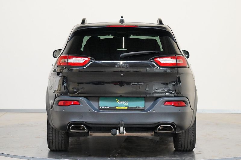 Jeep Cherokee - fotka 6 z 39