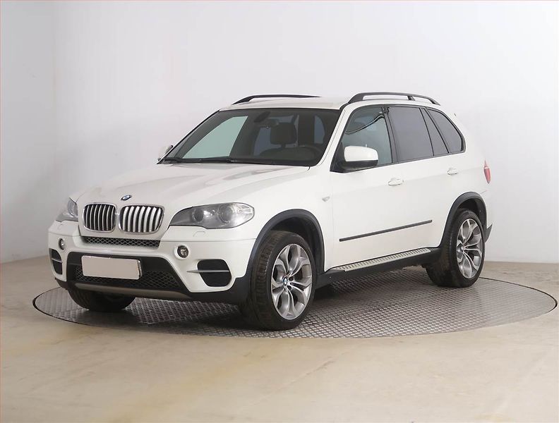 BMW X5 (2012) xDrive40d, 4X4, Automat - fotka 2 z 23