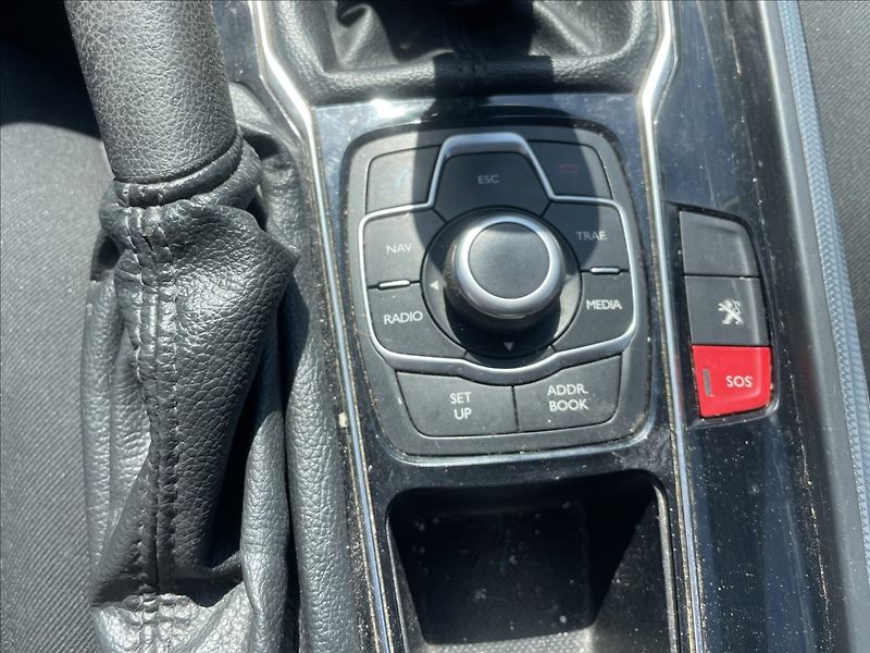 Peugeot 508 2,0 HDi 103kw SW Klimatronic T - fotka 18 z 33