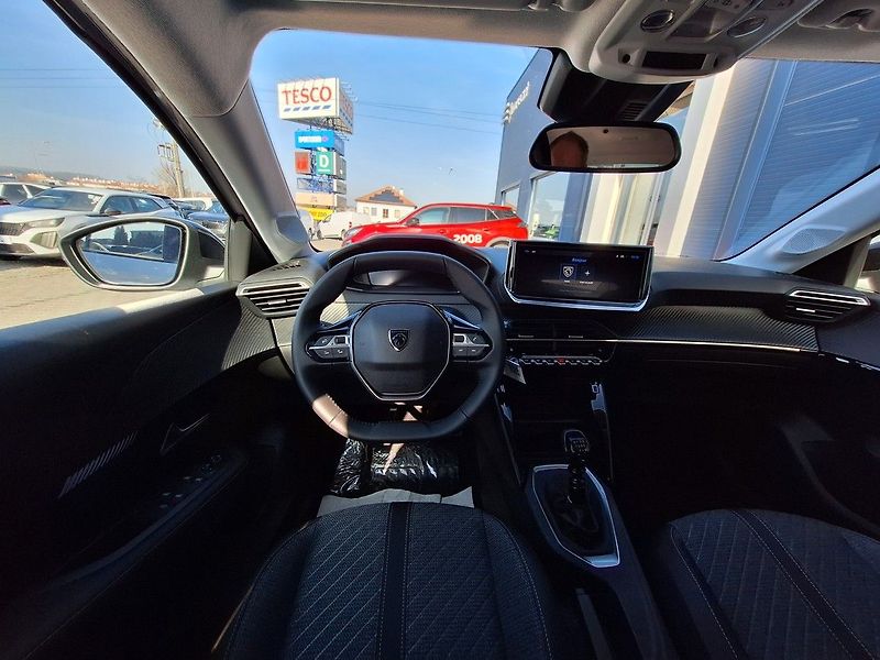 Peugeot 208 (2026) ALLURE PureTech 100 MAN6 - fotka 14 z 17
