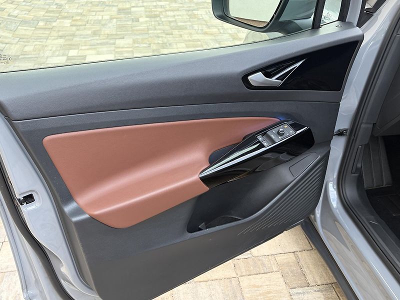 Volkswagen ID.4 (2021) Pure Performance 52kwh, Matrix - fotka 7 z 13