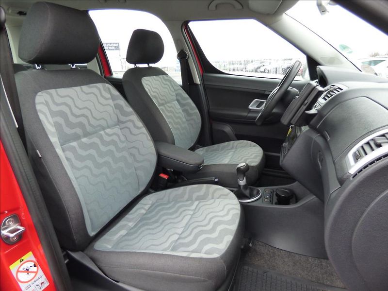 Škoda Roomster 1,9 TDI, Digi Klima, serviska - fotka 37 z 44