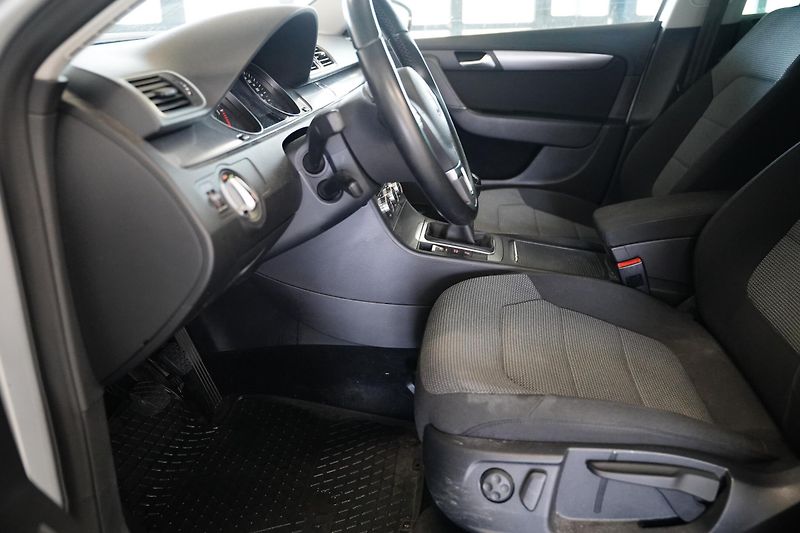 Volkswagen Passat - fotka 6 z 6