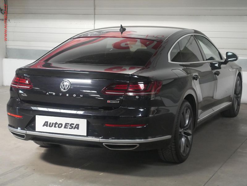 Volkswagen Arteon (2020) 2.0 TSi 4x4, 1.maj,ČR - fotka 6 z 18