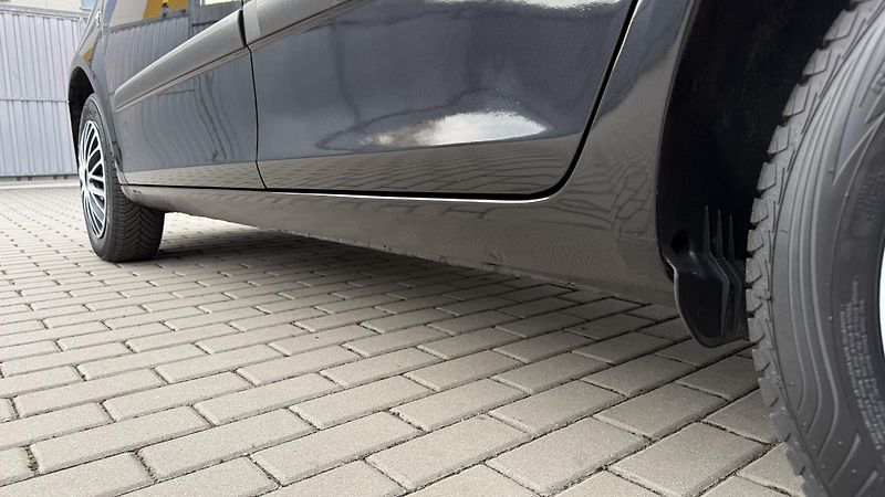 Škoda Fabia (2010) 1.4 16V*63kW*COOL-EDITION* - fotka 8 z 24