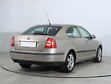 Škoda Octavia (2006) 2.0 TDI, po STK, zamluveno - náhled 4