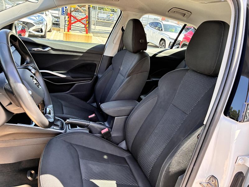 Škoda Fabia 1.0TSI-81KW,1.MAJITEL,STYLE... - fotka 10 z 31