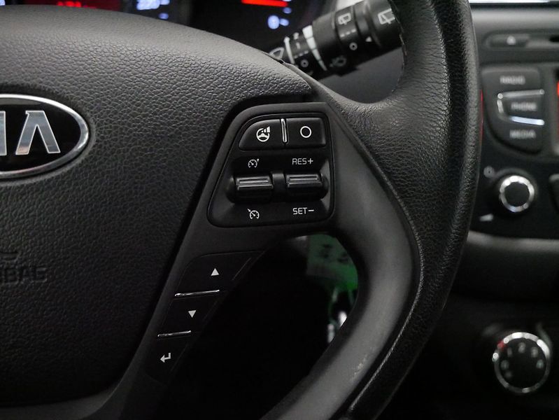 Kia Ceed - fotka 17 z 25