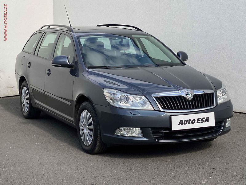 Škoda Octavia (2010) 1.4 TSI, servis.kniha, AC - fotografie inzerátu