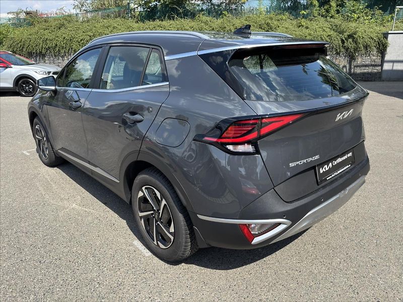 Kia Sportage 1,6 TGDi Exclusive NAVI ZÁRUKA - fotka 3 z 40