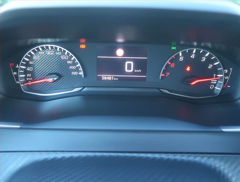 Peugeot 208 (2024) 1.2 PureTech, Serv.kniha - fotka 11 z 15