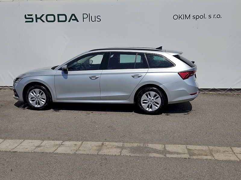 Škoda Octavia (2023) combi Ambition Plus 1,5 Tsi - fotka 3 z 35