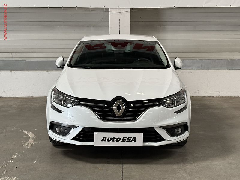 Renault Mégane (2017) 1.2TCe, Navi, AC - fotka 2 z 17