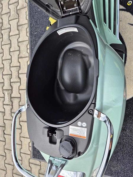 Vespa Primavera 125 3V ABS (2026) E5+ - fotka 52 z 74