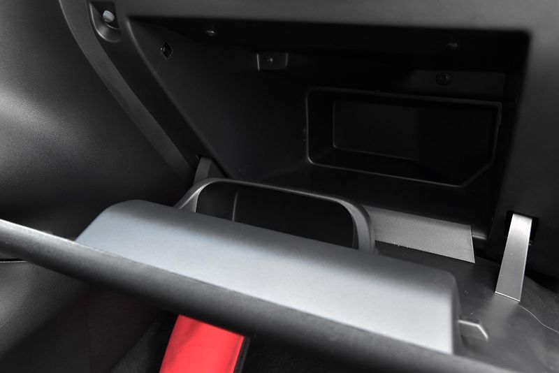 Citroën C3 1.2 PT,DKLIMA,TEMP,PDC,LED,DPH - fotka 43 z 46