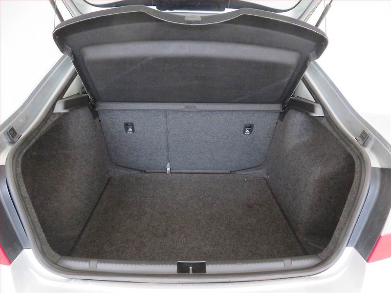 Škoda Rapid (2013) 1.2 TSI, Tempomat - fotka 13 z 15