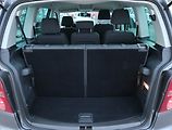 Volkswagen Touran (2007) Trendline 1.9 TDI, 7 míst - náhled 13