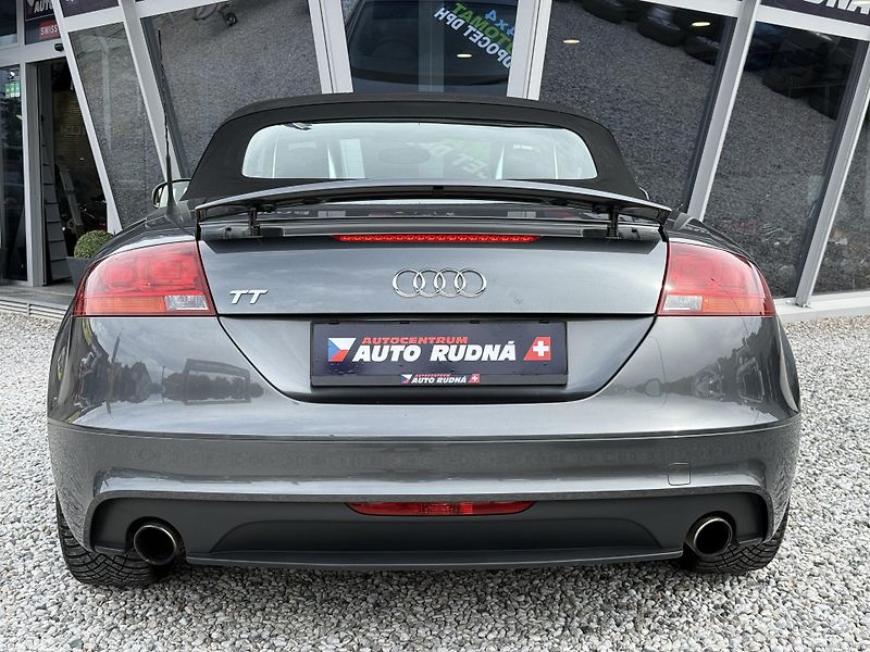 Audi TT 2,0 TFSI REZERVACE - fotka 12 z 40