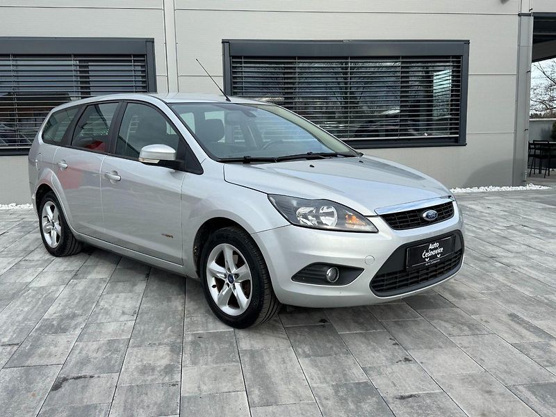 Ford Focus (2011) Trend 1.6 TDCi 80kW - fotka 3 z 31