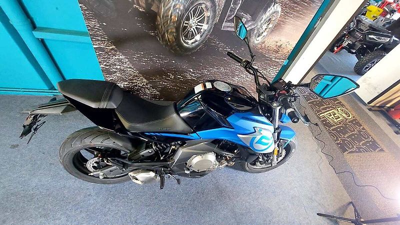 CFMOTO 650 NK (2022) - fotka 5 z 8
