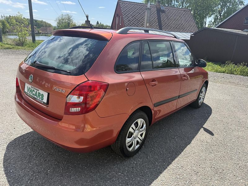 Škoda Fabia 1,2 51 kW Klimatizace - fotka 4 z 19