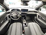 Peugeot 2008 (2026) ALLURE 1.2 100k MAN6 ALU - náhled 17