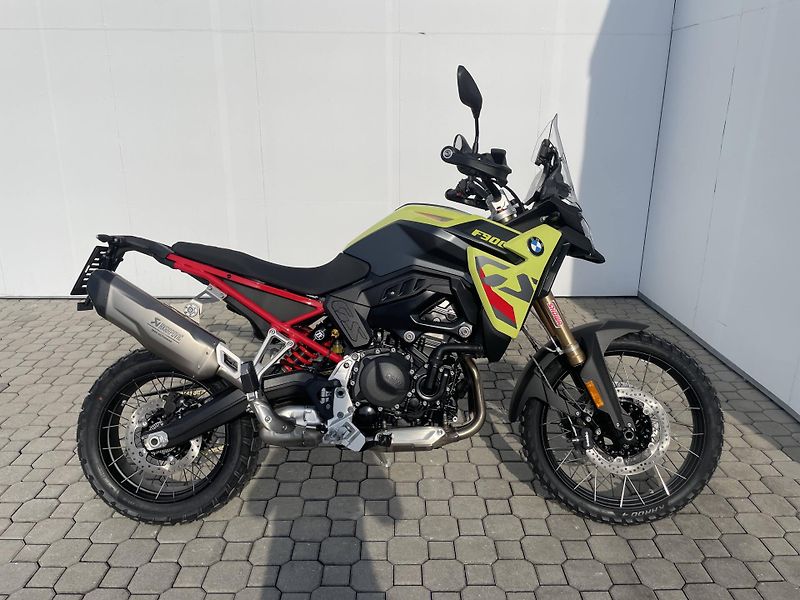 BMW (2026) F 900 GS - fotka 2 z 12