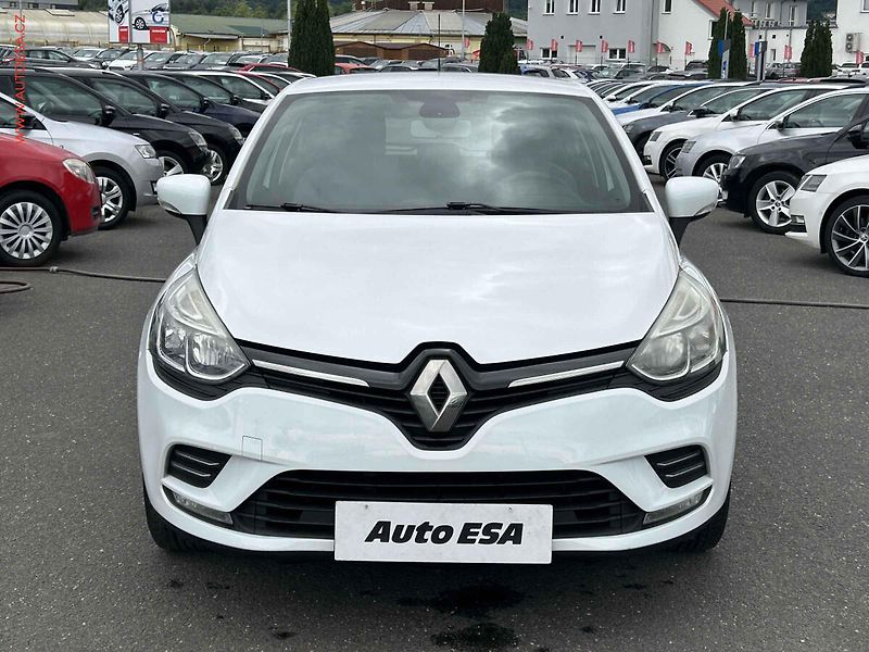 Renault Clio (2016) 1.2i, 1.maj,ČR, servis.kniha - fotka 2 z 17