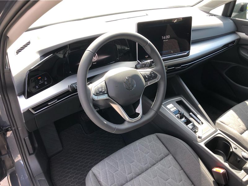 Volkswagen Golf Variant People 1,5 eTSI 7DSG m - fotka 5 z 29