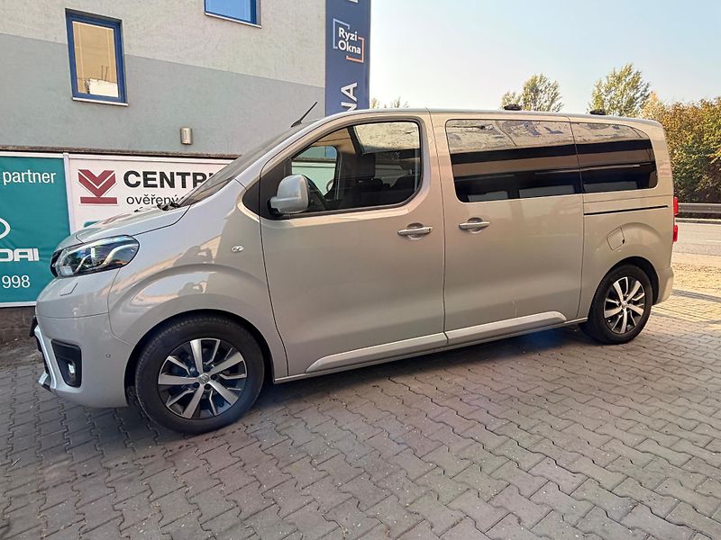 Toyota ProAce Verso 2.0-1.MAJ-DPH-AUT-BUSINESS - fotka 14 z 33