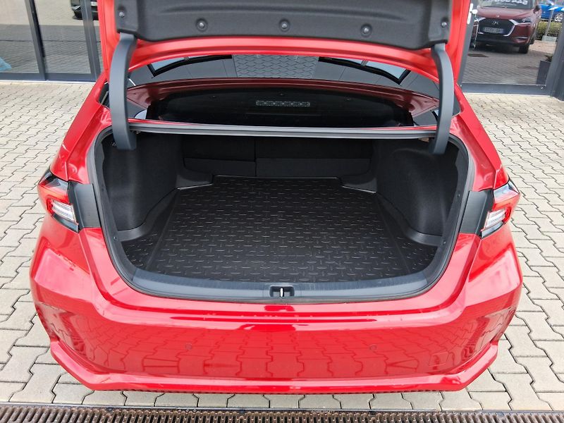 Toyota Corolla GR SPORT 1.8 Hyb. 103 kW - fotka 6 z 28