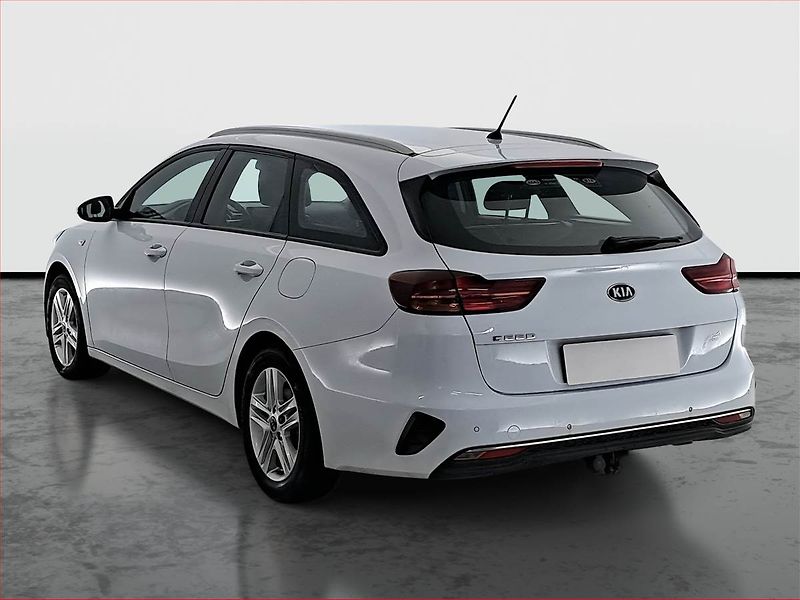 Kia Ceed (2020) 1.4 T-GDI, Serv.kniha - fotka 4 z 16