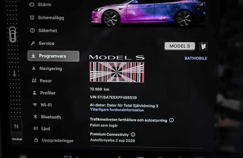Tesla Model S Plaid AWD Tažné Yoke Panorama - fotka 18 z 25