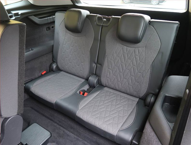 Volkswagen Tayron (2026) 1.5 eTSI, digi klima - fotka 16 z 32