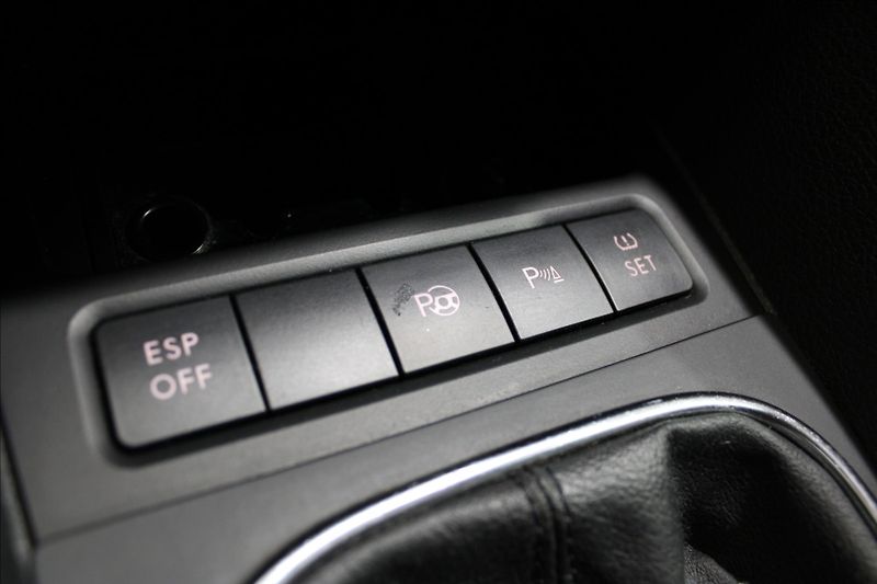 Volkswagen Golf 1,4 TSI 90KW atlanta - fotka 20 z 26