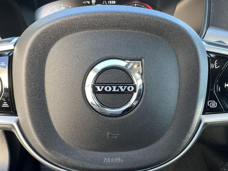 Volvo V90 (2019) 2.0d*173Kw*CrossCountry*4x4*AT - fotka 15 z 43