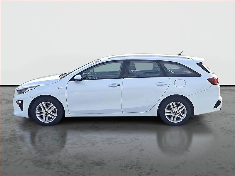 Kia Ceed (2021) 1.6 CRDi MHEV, Serv.kniha - fotka 3 z 17