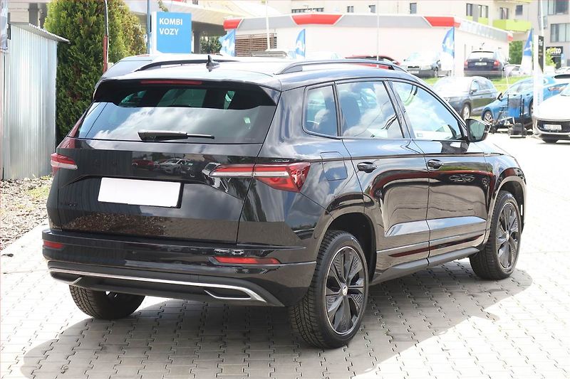 Škoda Karoq (2023) Sportline 1.5 TSI - fotka 5 z 20