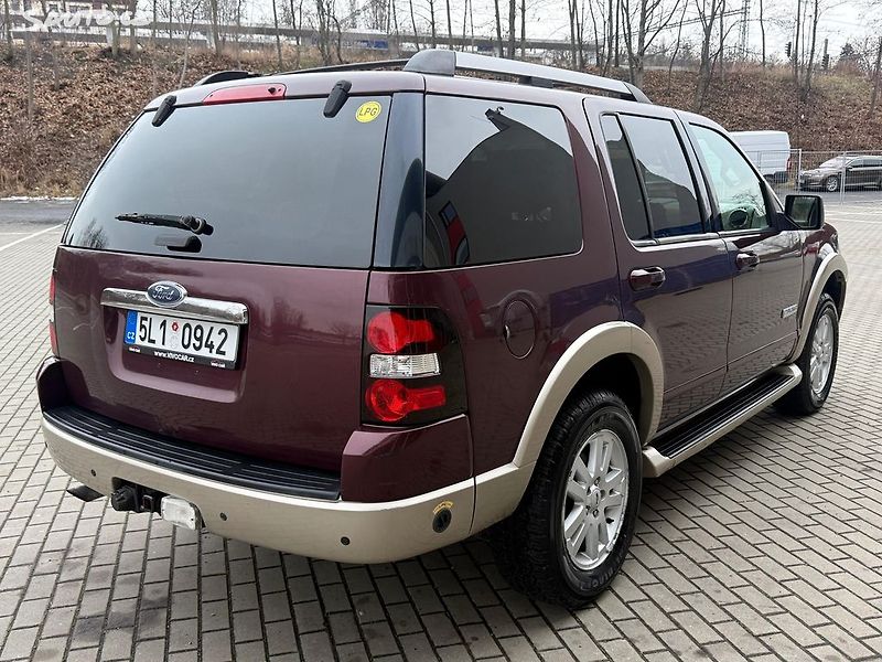 Ford Explorer (2006) 4.0 V6i+LPG, 152kw 4x4 7míst - fotka 5 z 23
