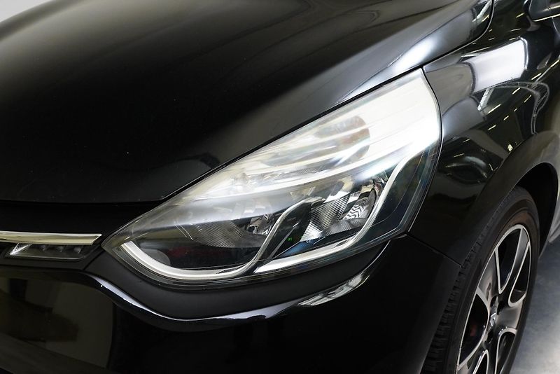 Renault Clio - fotka 9 z 22