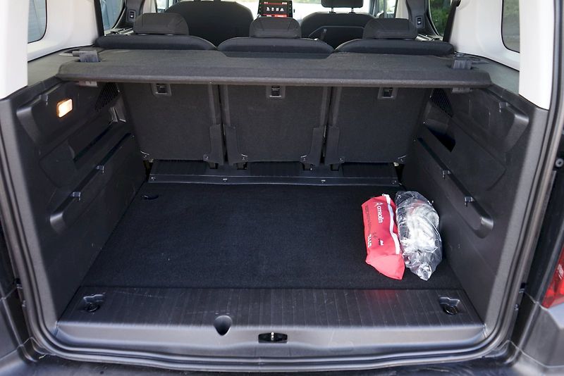 Citroën Berlingo (2019) BlueHDi 130 S&S Shine - Webast - fotka 7 z 30