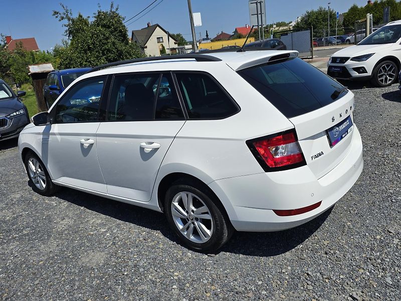 Škoda Fabia 1.0TSI 70KW TOUR SmartLink ČR  - fotka 4 z 32