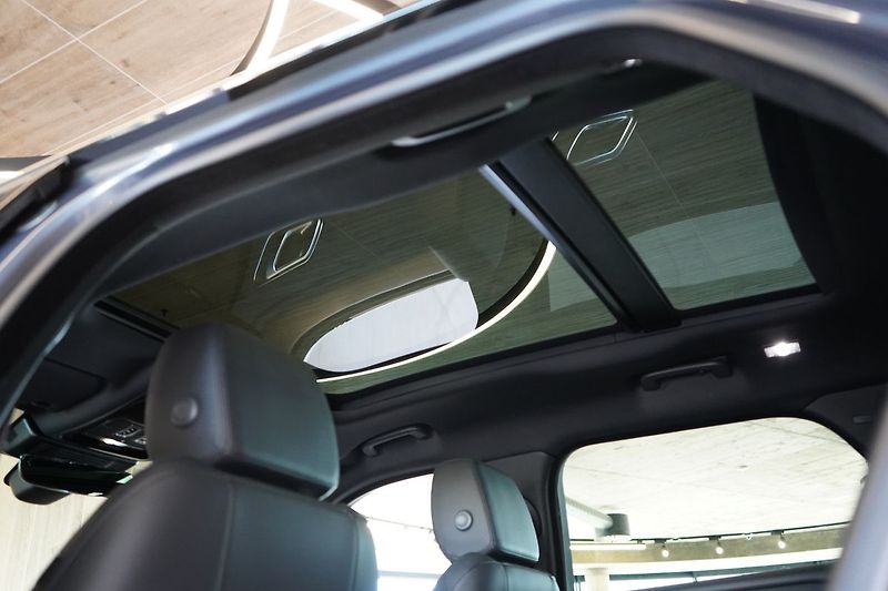 Land Rover Range Rover Velar D300 AWD Dynamic SE, Tážné - fotka 48 z 50