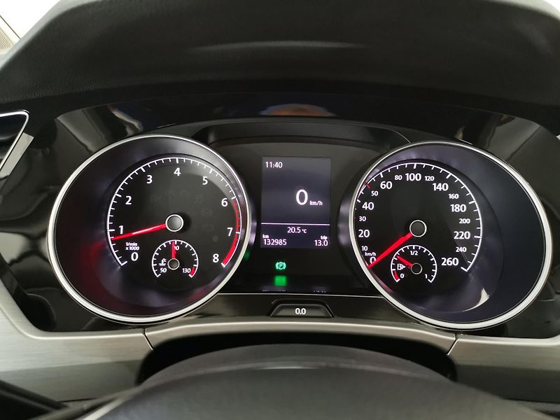 Volkswagen Touran (2017) 1,2 TSI NAVI 132Tkm ZÁRUKA DPH - fotka 16 z 24