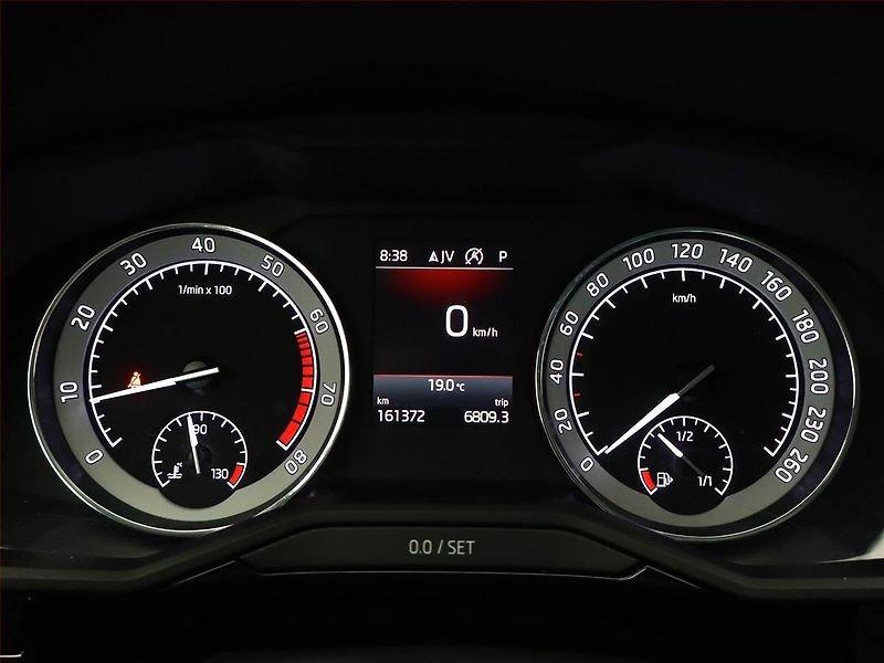 Škoda Superb (2021) Style 2.0 TSI - fotka 9 z 20
