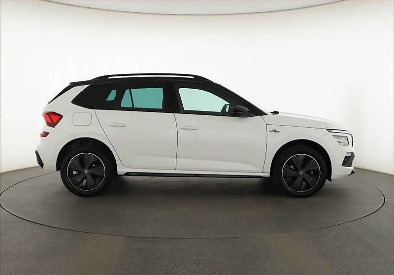 Škoda Kamiq (2026) 1.0 TSI, MONTE CARLO, AUTOMAT - fotka 6 z 18