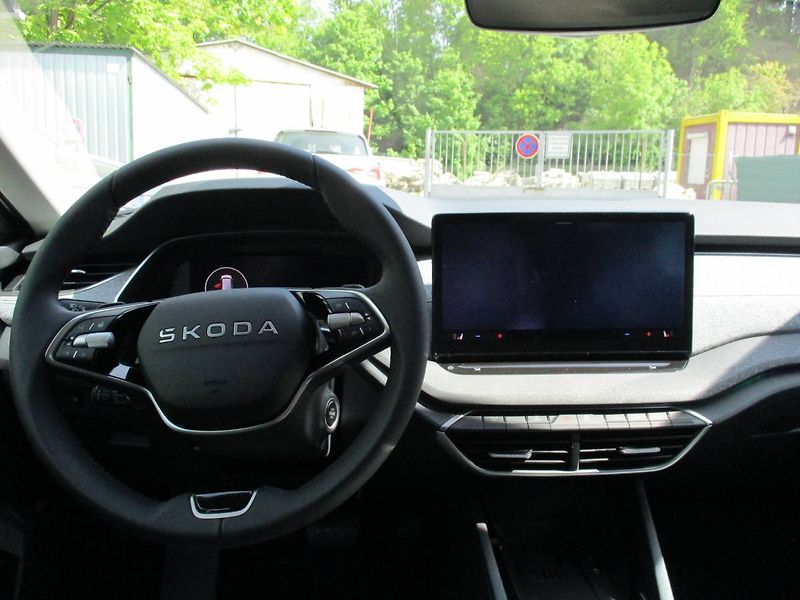 Škoda Octavia Combi Top Selection 2,0TDI 110 - fotka 11 z 15