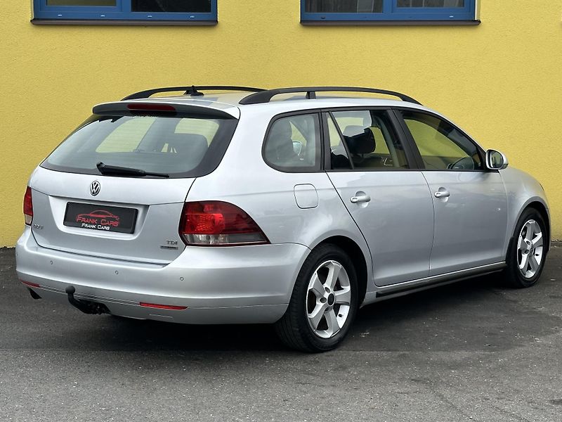 Volkswagen Golf (2012) KOMBI 1.6TDI/77kW *KLIMA*1.Maj - fotka 4 z 30