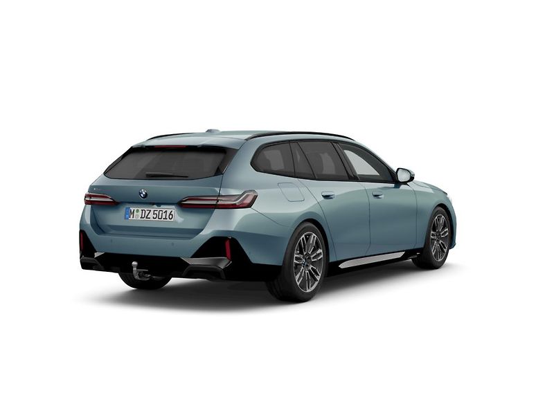 BMW Řada 5 520d xDrive Touring - fotka 3 z 5